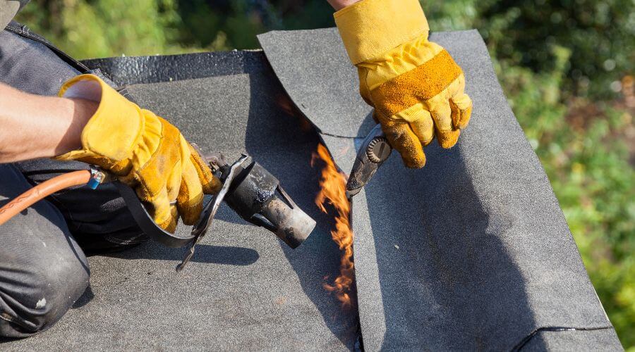 Expert Emergency Roof Repairs services in Oneida, NY